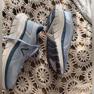 Vionic Women’s Walk Max Skyway Blue Sneakers Shoes Size 9 Cute & Comfy